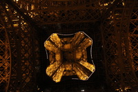 Canon EOS 5D Mark II, 2011:03:29 17:58:09 -- 1/25 sec, f/4.0.  No Flash, Compulsory.5616x3744 Off.