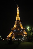 Canon EOS 5D Mark II, 2011:03:29 18:02:07 -- 1/20 sec, f/4.0.  No Flash, Compulsory.5616x3744 Off.