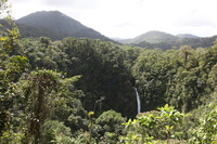 Canon EOS 5D Mark II, 2011:12:25 11:59:01 -- 1/100 sec, f/7.1.  No Flash, Compulsory.5616x3744 Off.