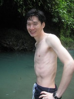 Canon PowerShot A590 IS, 2011:12:25 12:35:55 -- 1/60 sec, f/2.6.  Flash, Auto, Red-Eye Reduce.3264x2448 Red-Eye Reduction (Auto).