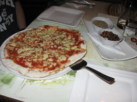 Canon PowerShot A590 IS, 2011:12:29 20:57:20 -- 1/60 sec, f/2.6.  Flash, Auto, Red-Eye Reduce.3264x2448 Red-Eye Reduction (Auto).