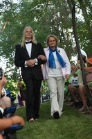 Canon EOS 5D Mark II, 2012:08:04 17:56:13 -- 1/80 sec, f/4.0.  No Flash, Compulsory.5616x3744 Off.