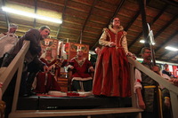 Canon EOS 5D Mark II, 2012:08:09 19:43:34 -- 1/25 sec, f/4.0.  No Flash, Compulsory.5616x3744 Off.