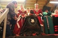 Canon EOS 5D Mark II, 2012:08:09 19:49:14 -- 1/13 sec, f/4.0.  No Flash, Compulsory.5616x3744 Off.