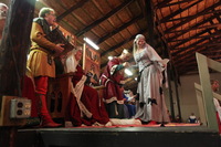 Canon EOS 5D Mark II, 2012:08:09 20:25:41 -- 1/30 sec, f/4.0.  No Flash, Compulsory.5616x3744 Off.