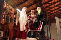 Canon EOS 5D Mark II, 2012:08:09 20:33:16 -- 1/20 sec, f/4.0.  No Flash, Compulsory.5616x3744 Off.