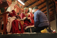 Canon EOS 5D Mark II, 2012:08:09 20:46:34 -- 1/20 sec, f/4.0.  No Flash, Compulsory.5616x3744 Off.