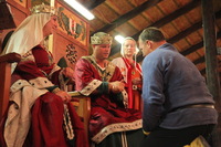 Canon EOS 5D Mark II, 2012:08:09 20:46:39 -- 1/25 sec, f/4.0.  No Flash, Compulsory.5616x3744 Off.