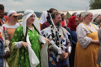 Canon EOS 5D Mark II, 2012:08:10 12:06:57 -- 1/400 sec, f/9.0.  No Flash, Compulsory.5616x3744 Off.