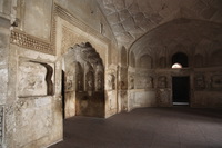 Canon EOS 5D Mark II, 2013:02:02 14:40:05 -- 1/20 sec, f/4.0.  No Flash, Compulsory.5616x3744 Off.