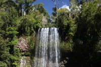 Canon EOS 5D Mark II, 2014:07:20 14:34:06 -- 1/60 sec, f/5.6.  No Flash, Compulsory.5616x3744 Off.