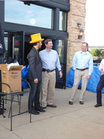 DMC-TS5, 2015:06:18 18:15:54 -- 1/60 sec, f/4.3.  No Flash, Auto.4608x3456 0.00 EV.