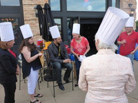 DMC-TS5, 2015:06:18 18:31:55 -- 1/125 sec, f/3.3.  No Flash, Auto.4608x3456 0.00 EV.