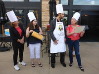 DMC-TS5, 2015:06:18 18:34:36 -- 1/100 sec, f/3.3.  No Flash, Auto.4608x3456 0.00 EV.