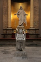 Canon EOS 5D Mark II, 2016:07:12 09:30:22 -- 1/80 sec, f/4.0.  No Flash, Compulsory.5616x3744 