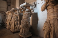 Canon EOS 5D Mark II, 2016:07:12 12:42:09 -- 1/25 sec, f/4.0.  No Flash, Compulsory.5616x3744 