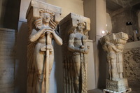 Canon EOS 5D Mark II, 2016:07:12 12:42:34 -- 1/15 sec, f/4.0.  No Flash, Compulsory.5616x3744 