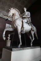 Canon EOS 5D Mark II, 2016:07:12 15:38:44 -- 1/25 sec, f/4.0.  No Flash, Compulsory.5616x3744 