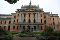 Canon EOS 5D Mark II, 2016:07:25 18:59:19 -- 1/50 sec, f/4.5.  No Flash, Compulsory.5616x3744 