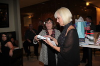 Canon EOS 5D Mark II, 2016:12:03 21:00:11 -- 1/60 sec, f/2.8.  Flash, Compulsory.5616x3744 External Flash.