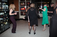 Canon EOS 5D Mark II, 2016:12:03 21:21:54 -- 1/60 sec, f/3.2.  Flash, Compulsory.5616x3744 External Flash.