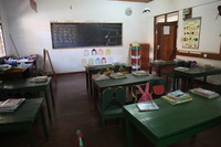 Canon EOS 5D Mark II, 2018:02:23 09:42:47 -- 1/20 sec, f/4.0.  No Flash, Compulsory.4080x2720 