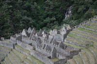 Canon EOS 5D Mark II, 2010:04:29 18:21:25 -- 1/60 sec, f/4.0.  No Flash, Compulsory.5616x3744 Off.