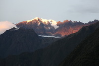 Canon EOS 5D Mark II, 2010:04:29 18:33:19 -- 1/100 sec, f/4.0.  No Flash, Compulsory.5616x3744 Off.