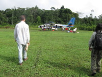 Canon PowerShot A590 IS, 2010:05:06 09:35:06 -- 1/400 sec, f/4.0.  No Flash, Auto.3264x2448 Red-Eye Reduction (Auto).