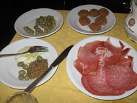 Canon PowerShot A590 IS, 2010:05:27 20:38:11 -- 1/60 sec, f/2.6.  Flash, Compulsory, Red-Eye Reduce.3264x2448 Red-Eye Reduction (On).